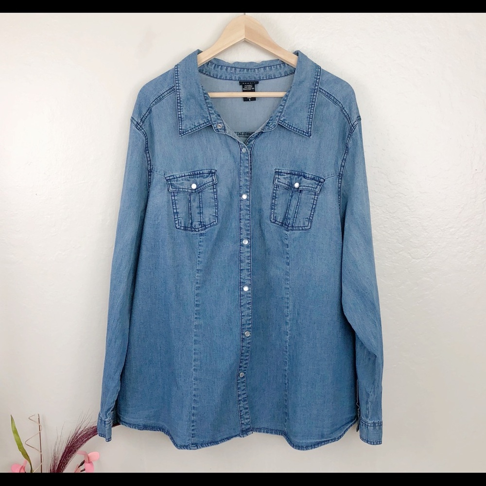 Torrid Taylor Long Sleeves Button Down Shirr
